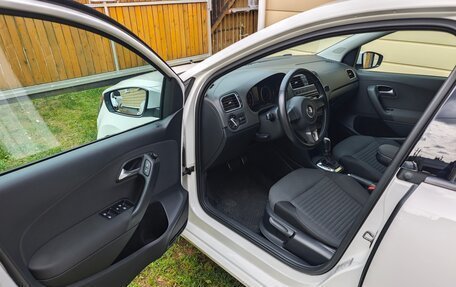 Volkswagen Polo VI (EU Market), 2012 год, 890 000 рублей, 27 фотография
