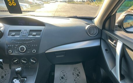 Mazda 3, 2012 год, 1 099 000 рублей, 19 фотография