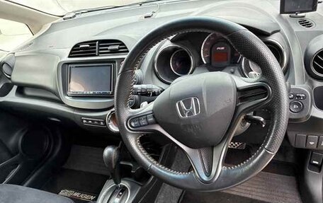 Honda Fit III, 2012 год, 810 000 рублей, 4 фотография