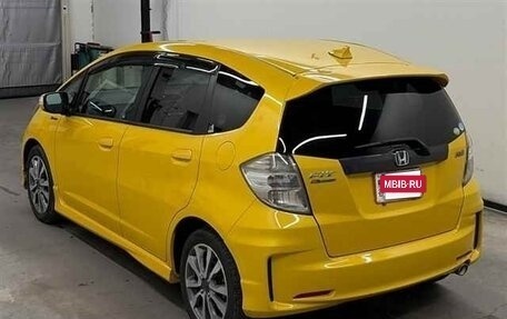 Honda Fit III, 2012 год, 810 000 рублей, 3 фотография
