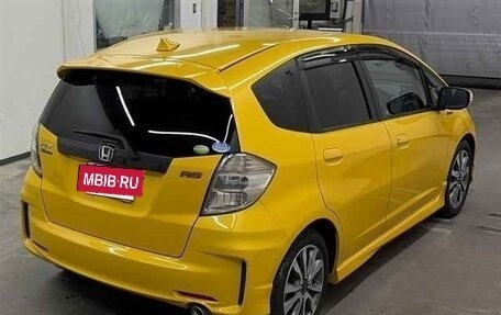 Honda Fit III, 2012 год, 810 000 рублей, 6 фотография