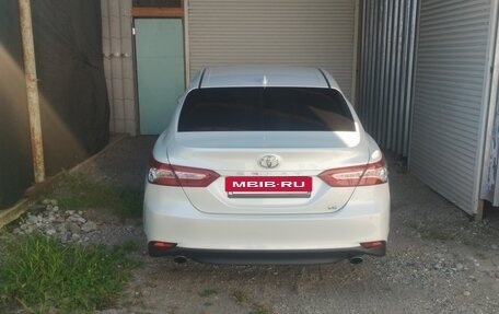 Toyota Camry, 2019 год, 3 200 000 рублей, 2 фотография
