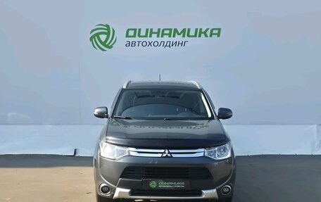 Mitsubishi Outlander III рестайлинг 3, 2014 год, 1 340 000 рублей, 2 фотография