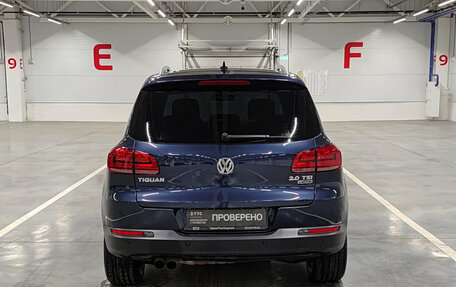 Volkswagen Tiguan I, 2016 год, 1 850 000 рублей, 10 фотография