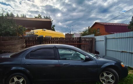 Dodge Stratus II, 2000 год, 310 000 рублей, 3 фотография
