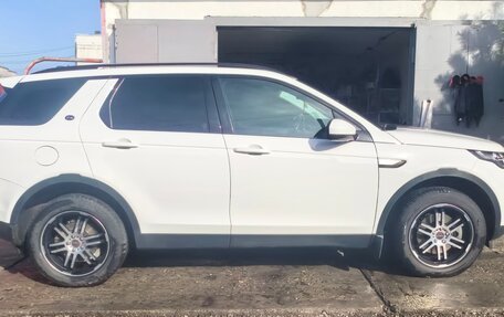 Land Rover Discovery Sport I рестайлинг, 2016 год, 2 300 000 рублей, 7 фотография