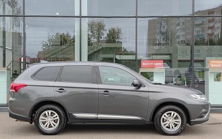 Mitsubishi Outlander III рестайлинг 3, 2019 год, 2 080 000 рублей, 5 фотография