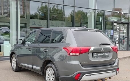 Mitsubishi Outlander III рестайлинг 3, 2019 год, 2 080 000 рублей, 8 фотография