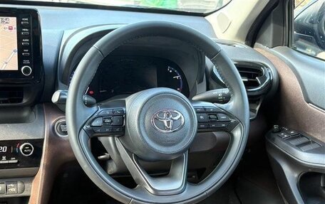 Toyota Yaris Cross, 2023 год, 1 544 000 рублей, 9 фотография