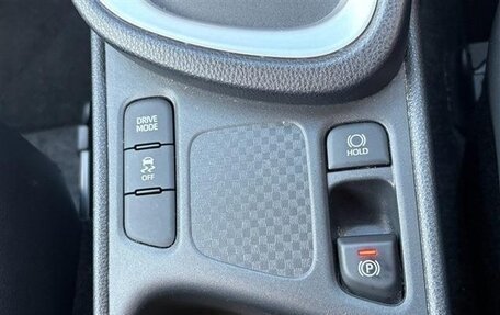Toyota Yaris Cross, 2023 год, 1 544 000 рублей, 11 фотография
