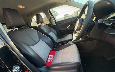 Toyota Yaris Cross, 2023 год, 1 544 000 рублей, 7 фотография