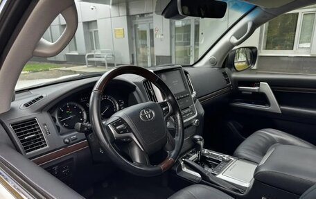 Toyota Land Cruiser 200, 2019 год, 9 500 000 рублей, 16 фотография