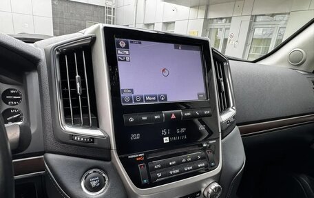Toyota Land Cruiser 200, 2019 год, 9 500 000 рублей, 22 фотография