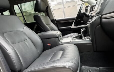 Toyota Land Cruiser 200, 2019 год, 9 500 000 рублей, 35 фотография