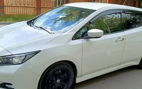 Nissan Leaf II, 2019 год, 2 200 000 рублей, 1 фотография
