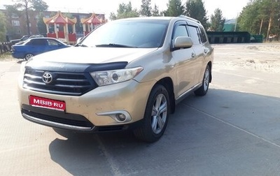 Toyota Highlander III, 2012 год, 1 800 000 рублей, 1 фотография