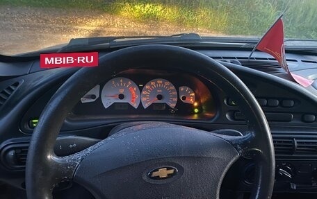 Chevrolet Niva I рестайлинг, 2006 год, 165 000 рублей, 10 фотография
