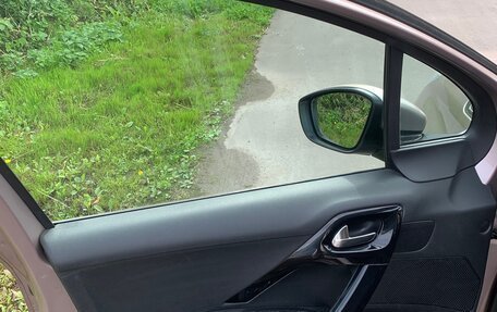 Peugeot 208 II, 2013 год, 650 000 рублей, 8 фотография