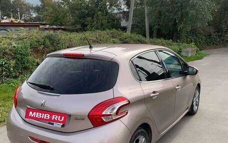 Peugeot 208 II, 2013 год, 650 000 рублей, 6 фотография