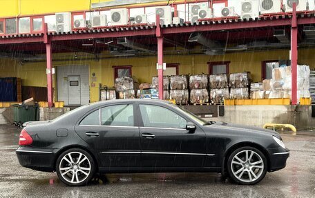 Mercedes-Benz E-Класс, 2003 год, 590 000 рублей, 4 фотография