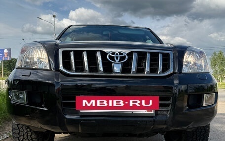 Toyota Land Cruiser Prado 120 рестайлинг, 2008 год, 2 300 000 рублей, 2 фотография