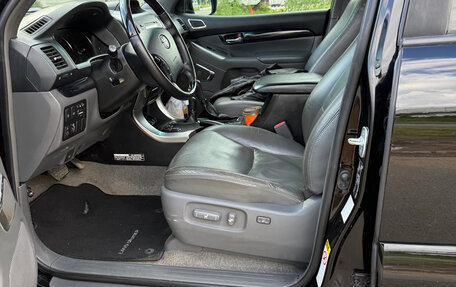 Toyota Land Cruiser Prado 120 рестайлинг, 2008 год, 2 300 000 рублей, 21 фотография