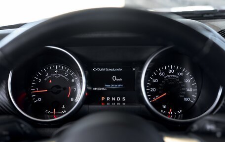 Ford Mustang VI рестайлинг, 2020 год, 3 350 000 рублей, 25 фотография