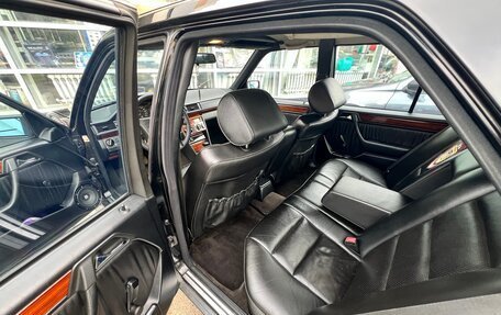 Mercedes-Benz E-Класс, 1995 год, 875 000 рублей, 10 фотография
