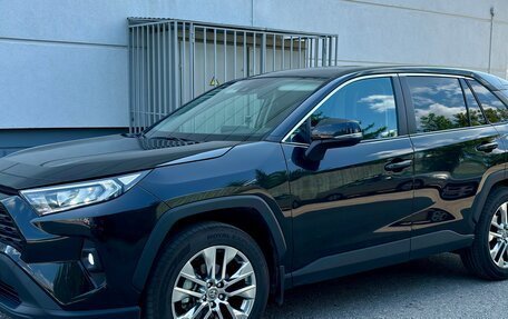 Toyota RAV4, 2025 год, 3 700 000 рублей, 1 фотография