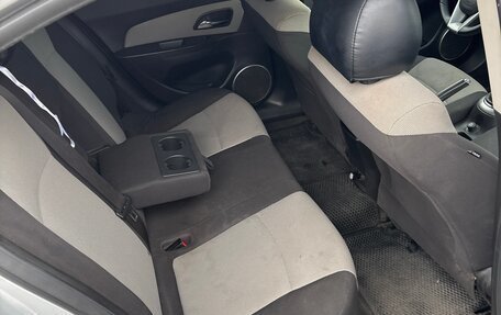 Chevrolet Cruze II, 2012 год, 800 000 рублей, 10 фотография