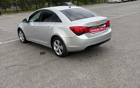 Chevrolet Cruze II, 2012 год, 800 000 рублей, 6 фотография