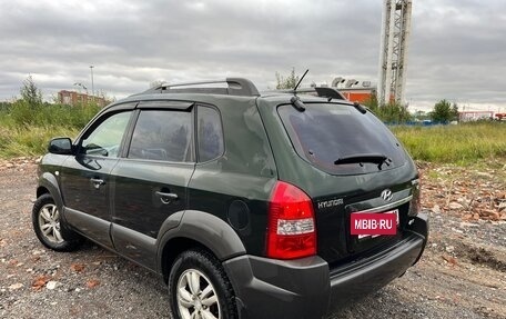 Hyundai Tucson III, 2008 год, 700 000 рублей, 2 фотография