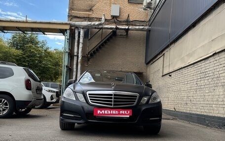 Mercedes-Benz E-Класс, 2011 год, 1 500 000 рублей, 3 фотография