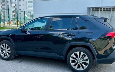 Toyota RAV4, 2025 год, 3 700 000 рублей, 3 фотография