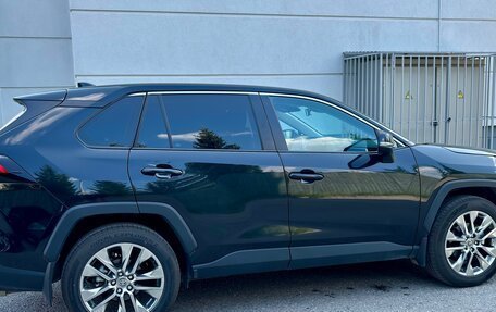 Toyota RAV4, 2025 год, 3 700 000 рублей, 10 фотография