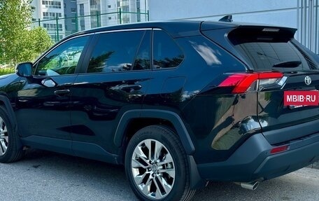 Toyota RAV4, 2025 год, 3 700 000 рублей, 5 фотография
