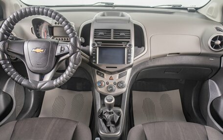 Chevrolet Aveo III, 2015 год, 739 000 рублей, 11 фотография