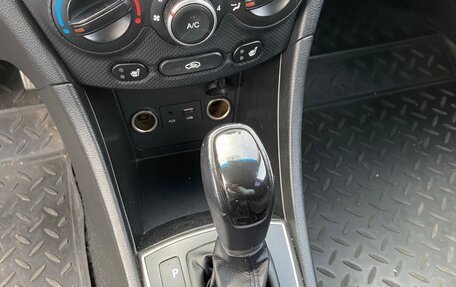 Hyundai Solaris II рестайлинг, 2014 год, 950 000 рублей, 10 фотография