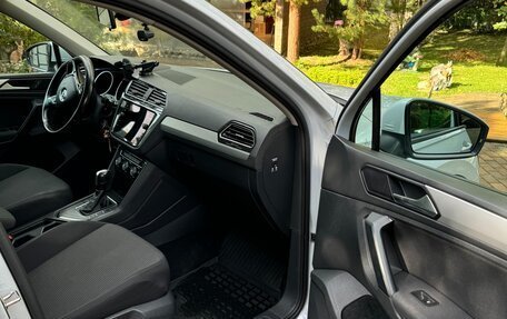 Volkswagen Tiguan II, 2019 год, 2 050 000 рублей, 14 фотография