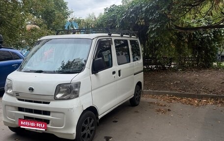 Toyota Pixis Van I, 2015 год, 600 000 рублей, 2 фотография