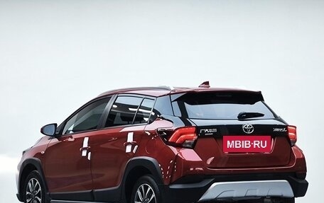 Toyota Yaris XP150 рестайлинг, 2022 год, 970 000 рублей, 5 фотография