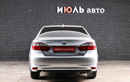 Toyota Camry, 2017 год, 2 440 000 рублей, 5 фотография
