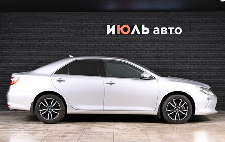 Toyota Camry, 2017 год, 2 440 000 рублей, 7 фотография