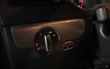Volkswagen Jetta VI, 2015 год, 1 000 000 рублей, 4 фотография
