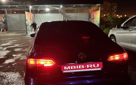 Volkswagen Jetta VI, 2015 год, 1 000 000 рублей, 7 фотография