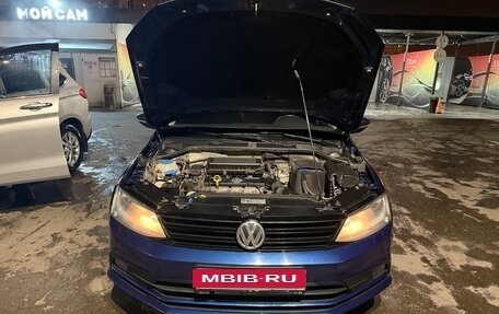 Volkswagen Jetta VI, 2015 год, 1 000 000 рублей, 10 фотография