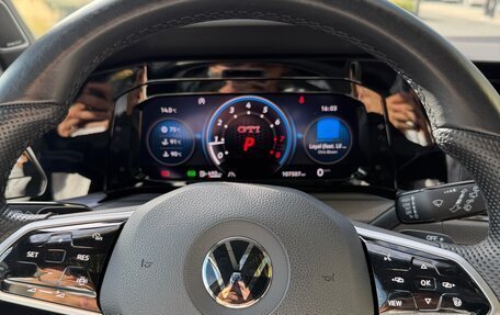 Volkswagen Golf GTI, 2021 год, 3 650 000 рублей, 24 фотография