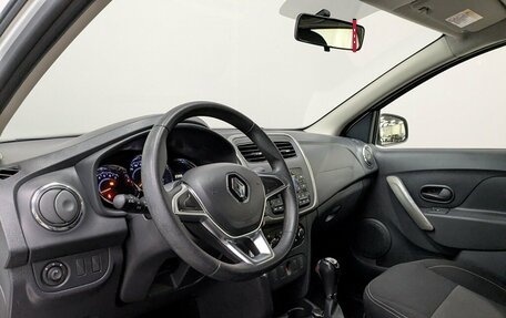 Renault Sandero II рестайлинг, 2021 год, 1 359 000 рублей, 2 фотография