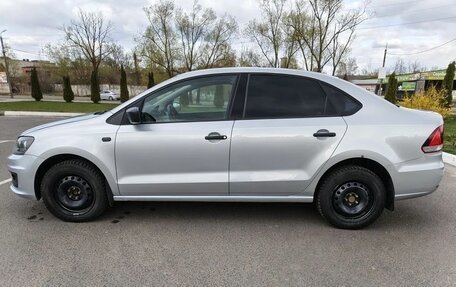 Volkswagen Polo VI (EU Market), 2015 год, 690 000 рублей, 3 фотография