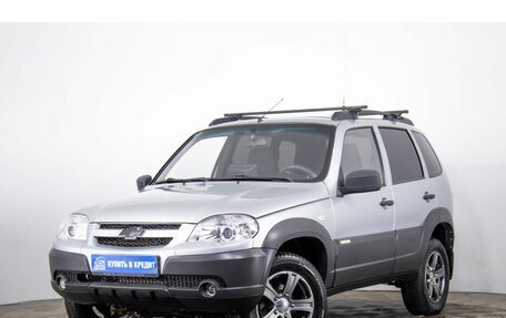 Chevrolet Niva I рестайлинг, 2015 год, 749 000 рублей, 3 фотография